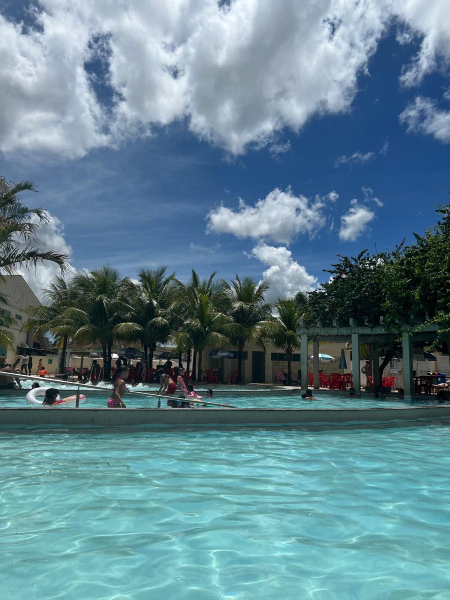 Apto Completo Com Parque Aquatico 24 Horas Lacqua Diroma Caldas Novas Exterior foto